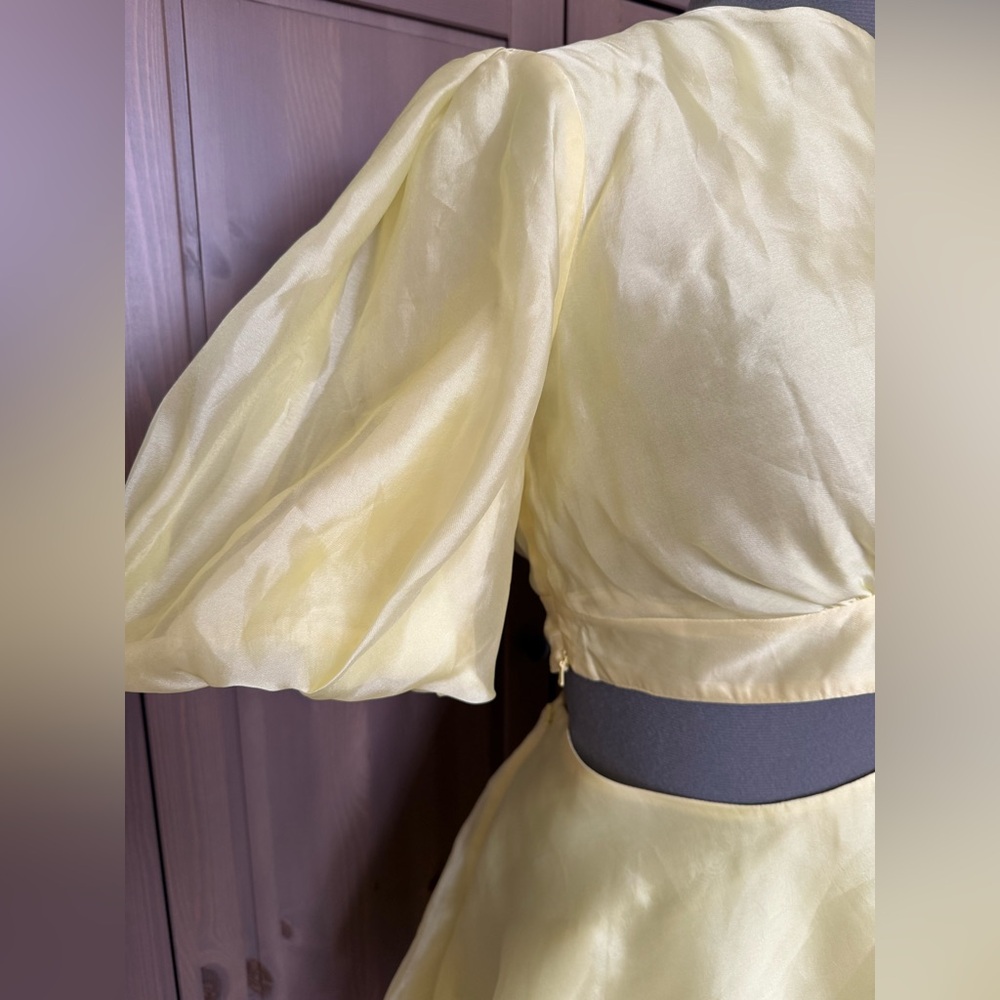 Bardot Light Yellow Cutout Puff-Sleeve Mini Dress - Picture 3 of 8